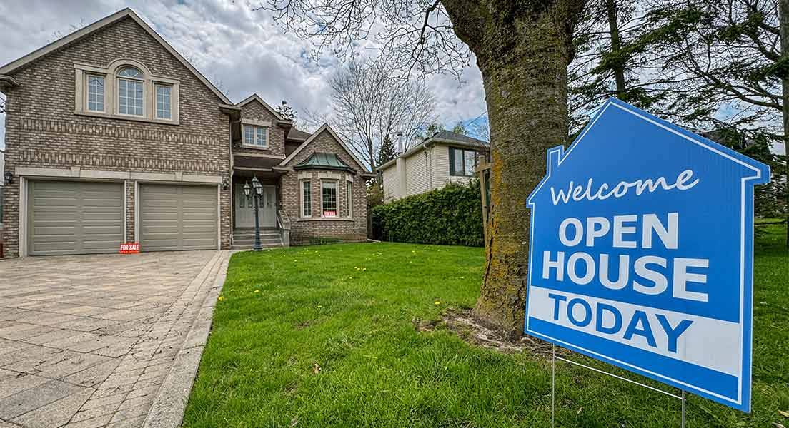 Choosing the Right Toronto Realtor: What Matters Most in 2026